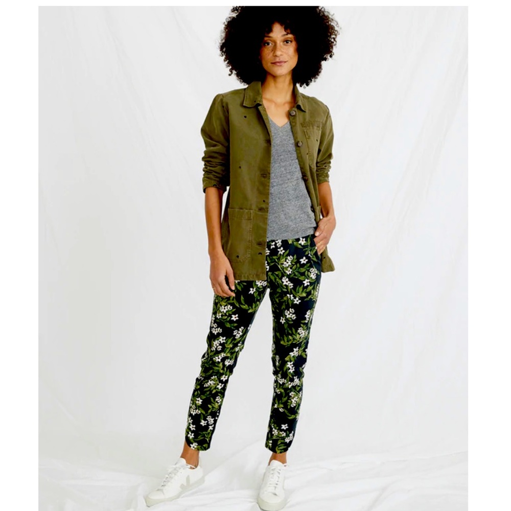 Marine Layer Allison Pant in navy Hawaiian floral print